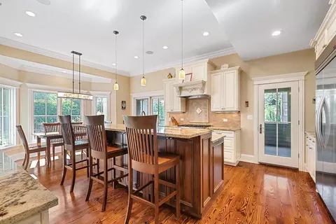 1115 Warrington Rd, Deerfield, IL 60015 photo 7