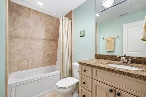 1115 Warrington Rd, Deerfield, IL 60015 photo 28