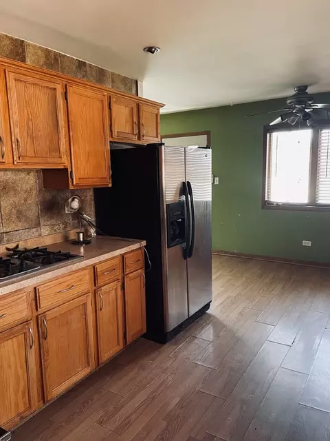 7731 S Central Ave, Burbank, IL 60459 photo 3