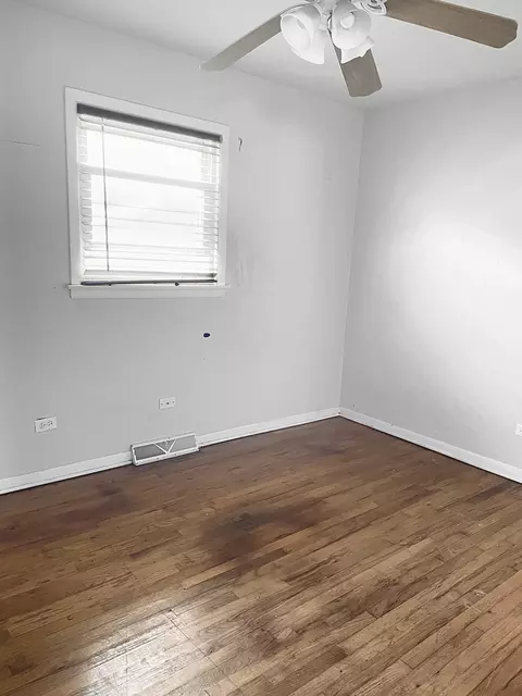 7731 S Central Ave, Burbank, IL 60459 photo 10