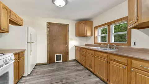 503 W Devils Backbone Rd, Oregon, IL 61061 photo 18