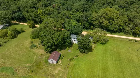 503 W Devils Backbone Rd, Oregon, IL 61061 photo 3