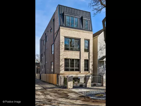 2745 N Bosworth Ave #1, Chicago, IL 60614