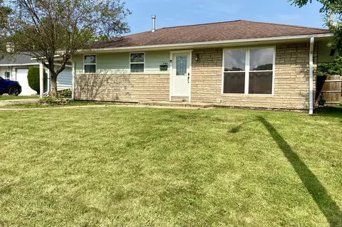 2106 Tepee Ave, Carpentersville, IL 60110