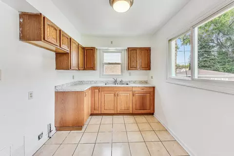 17851 Exchange Ave, Lansing, IL 60438 photo 10