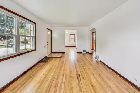 17851 Exchange Ave, Lansing, IL 60438 photo 5