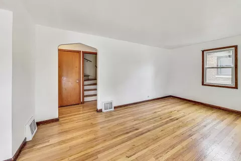 17851 Exchange Ave, Lansing, IL 60438 photo 3