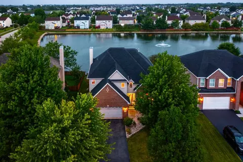 View/Area - 6619 Wyndham Ct, Plainfield, IL 60586 photo 1 of 9