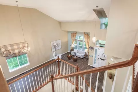 Entry Way - 6619 Wyndham Ct, Plainfield, IL 60586 photo 3 of 4