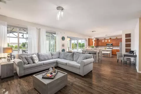 Living - 6619 Wyndham Ct, Plainfield, IL 60586 photo 6 of 7