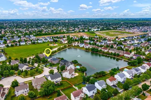 View/Area - 6619 Wyndham Ct, Plainfield, IL 60586 photo 4 of 9