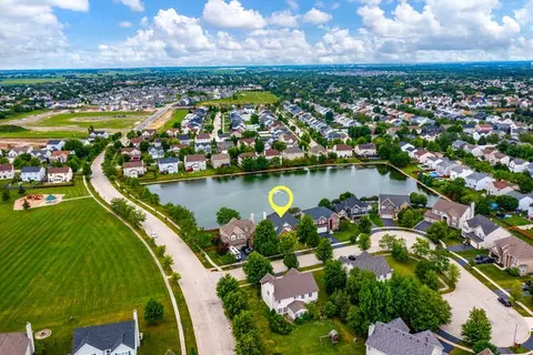 View/Area - 6619 Wyndham Ct, Plainfield, IL 60586 photo 5 of 9