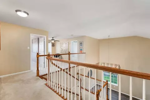 Entry Way - 6619 Wyndham Ct, Plainfield, IL 60586 photo 2 of 4