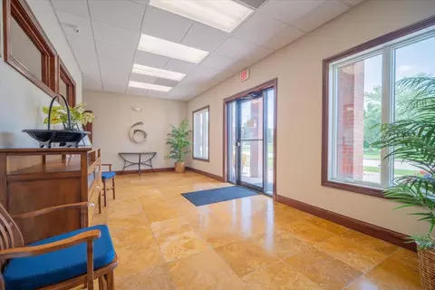 Entry Way - 1909 Glenbridge Rd, Bloomington, IL 61704 photo 3 of 3