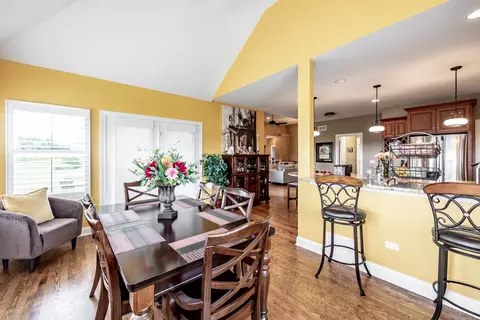 695 Slate Run, Elgin, IL 60124 photo 15