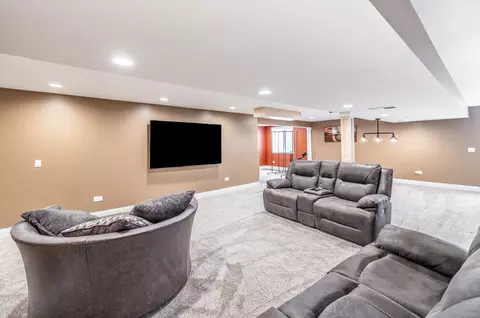 695 Slate Run, Elgin, IL 60124 photo 28