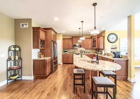 695 Slate Run, Elgin, IL 60124 photo 9