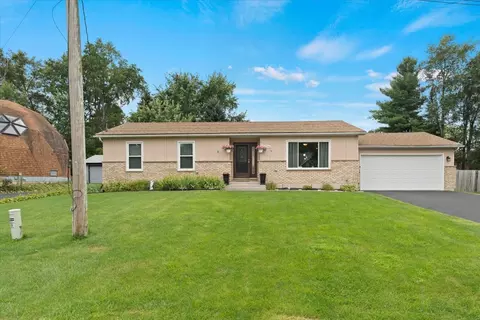 38040 N Coolidge Ave N, Beach Park, IL 60087