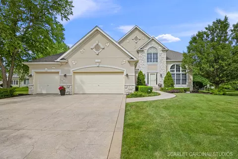 2408 Stoneleigh Ct, Naperville, IL 60564