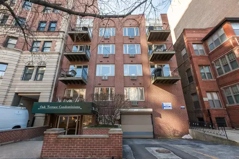 435 W Oakdale Ave #3A, Chicago, IL 60657