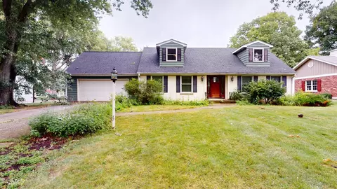 25 W182 Fairmeadow Ln, Naperville, IL 60563