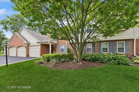 1500 Camden Ct #A1, Wheeling, IL 60090
