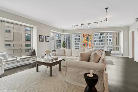 Living - 57 E Delaware Pl #1801, Chicago, IL 60611 photo 1 of 3