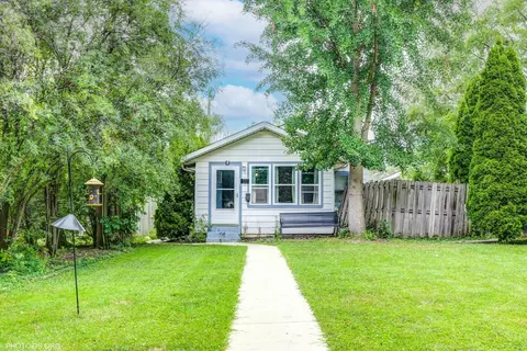 132 N Wilmette Ave, Westmont, IL 60559
