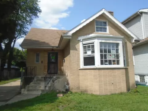 8644 S Phillips Ave, Chicago, IL 60617