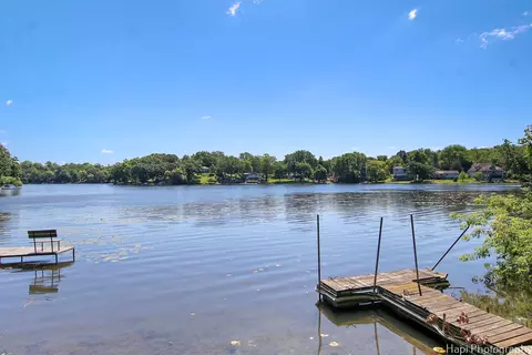 View/Area - 13 Greenview Rd, Oakwood Hills, IL 60013 photo 2 of 2