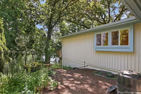 Exterior - 13 Greenview Rd, Oakwood Hills, IL 60013 photo 7 of 7