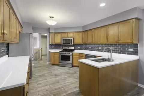 16041 Fairfield Dr, Plainfield, IL 60586 photo 14