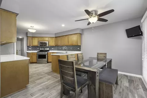 16041 Fairfield Dr, Plainfield, IL 60586 photo 13