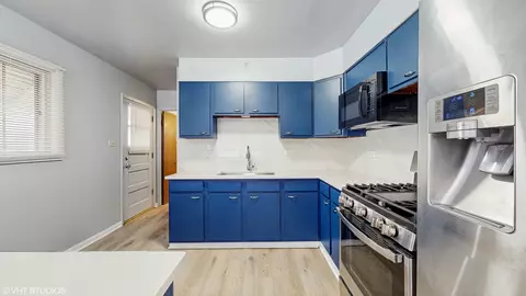 Kitchen - 16404 Wood St, Markham, IL 60428 photo 2 of 3