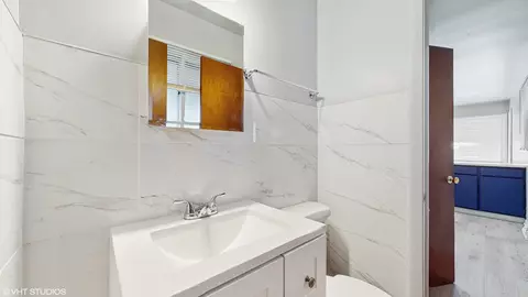 Bath - 16404 Wood St, Markham, IL 60428 photo 1 of 2
