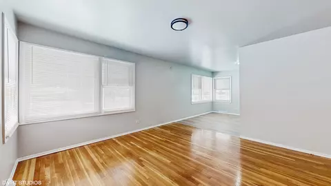 Living - 16404 Wood St, Markham, IL 60428 photo 3 of 3
