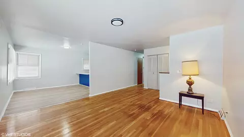 Living - 16404 Wood St, Markham, IL 60428 photo 2 of 3
