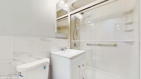 Bath - 16404 Wood St, Markham, IL 60428 photo 2 of 2