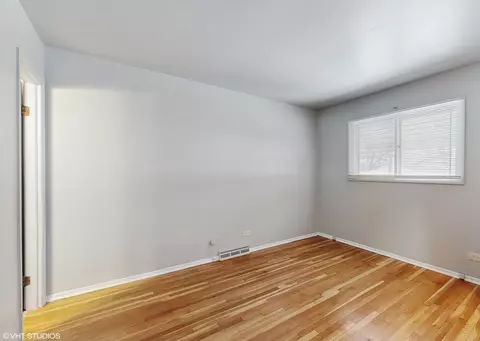 Bedroom - 16404 Wood St, Markham, IL 60428 photo 1 of 6