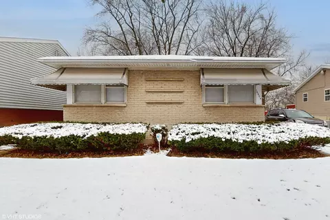 Exterior - 16404 Wood St, Markham, IL 60428 photo 2 of 5