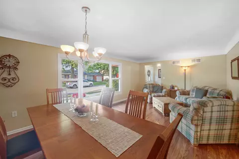 2296 185th Pl, Lansing, IL 60438 photo 7