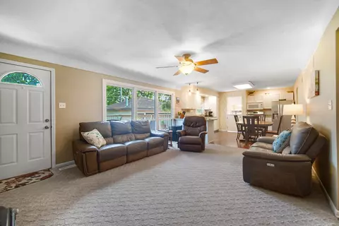 2296 185th Pl, Lansing, IL 60438 photo 11