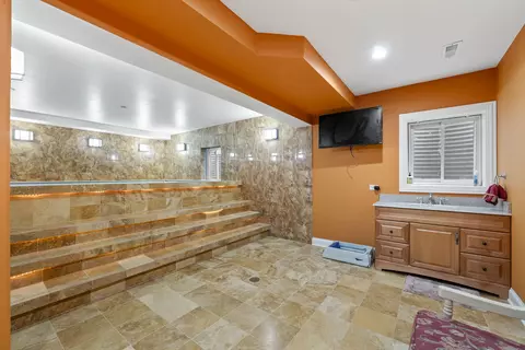 2279 Westview Dr, Des Plaines, IL 60018 photo 34
