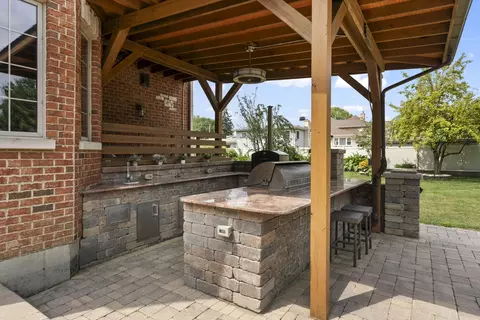 2279 Westview Dr, Des Plaines, IL 60018 photo 46