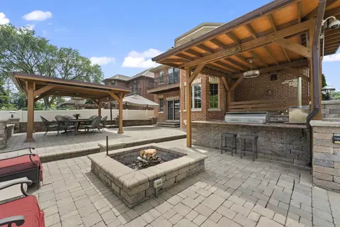 2279 Westview Dr, Des Plaines, IL 60018 photo 44