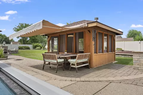 2279 Westview Dr, Des Plaines, IL 60018 photo 51
