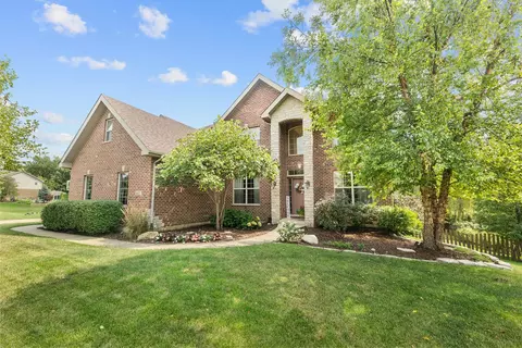 16602 Pasture Dr, Lemont, IL 60439