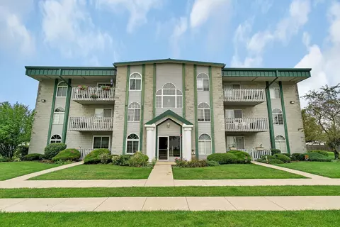 2883 Heritage Dr #3A, Joliet, IL 60435