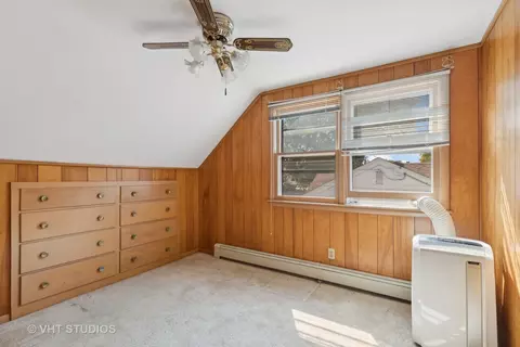 Bedroom - 3706 Maple Ave, Mchenry, IL 60050 photo 4 of 4
