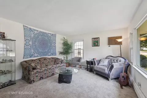 Living - 3706 Maple Ave, Mchenry, IL 60050 photo 1 of 1
